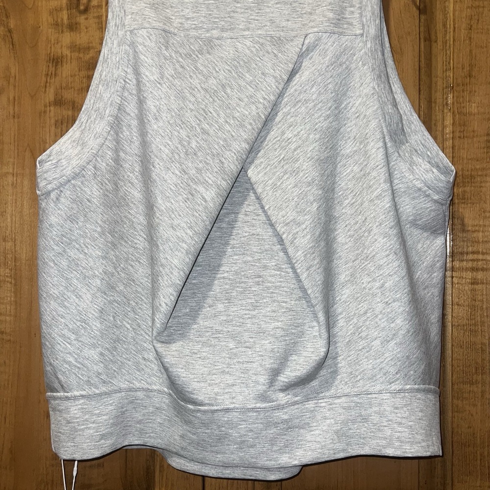 NWT HALARA Round Neck‎ Pocket Casual Tank Top Fog Gray Medium Athletic Women's - Picture 6 of 13